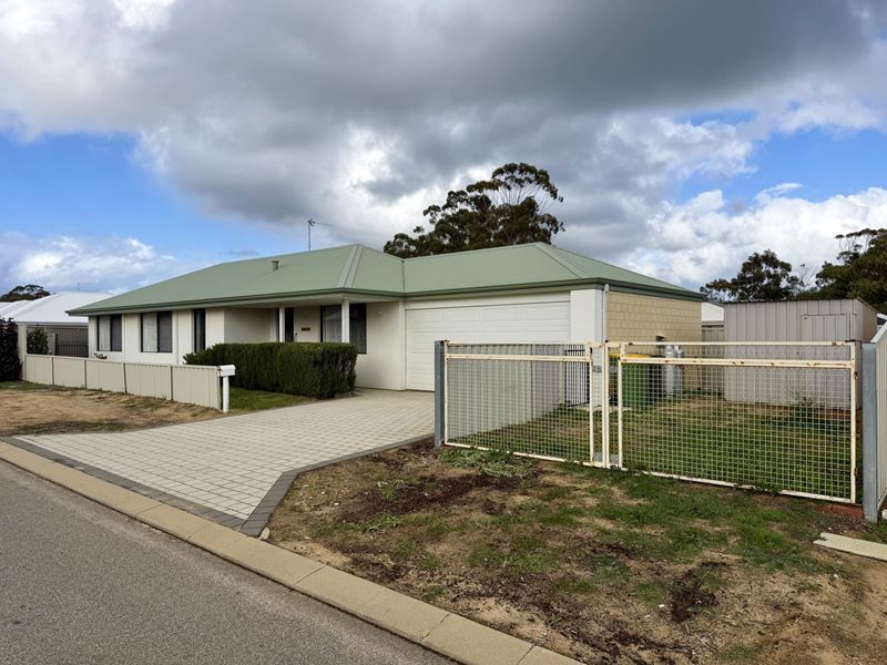 5 Wood Avenue, Waroona