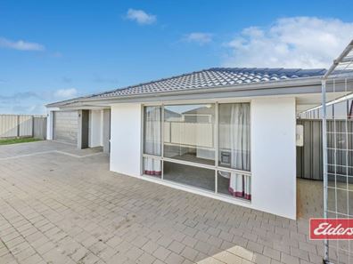 39 Reef Boulevard, Drummond Cove WA 6532