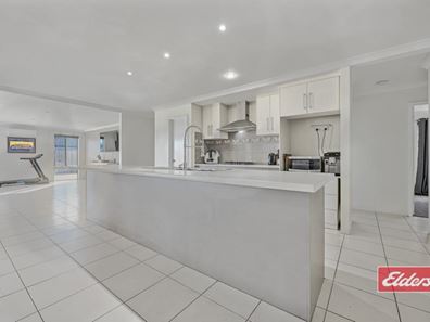39 Reef Boulevard, Drummond Cove WA 6532