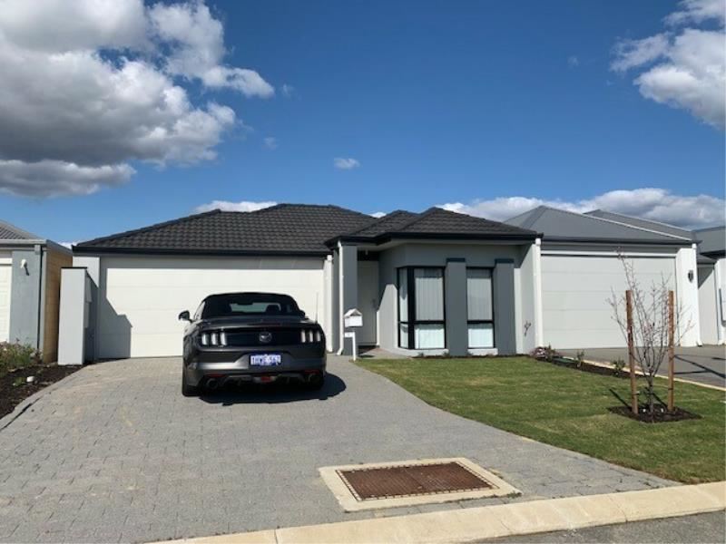 5 Baggot Rd, Hilbert WA 6112