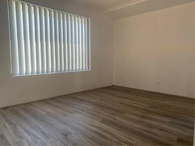 5 Baggot Rd, Hilbert WA 6112