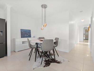 1/2 Fawcett Road, Lake Coogee WA 6166