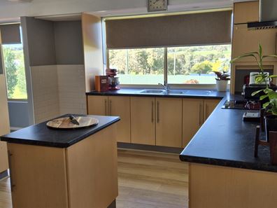 34 Robinson Street, Gingin WA 6503