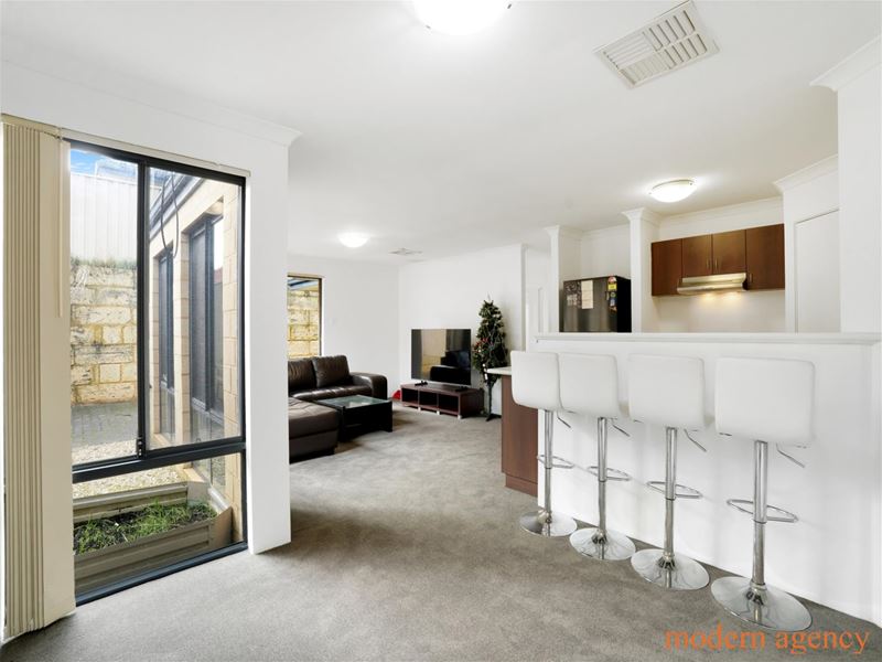 64 Jedburgh Loop, Sinagra