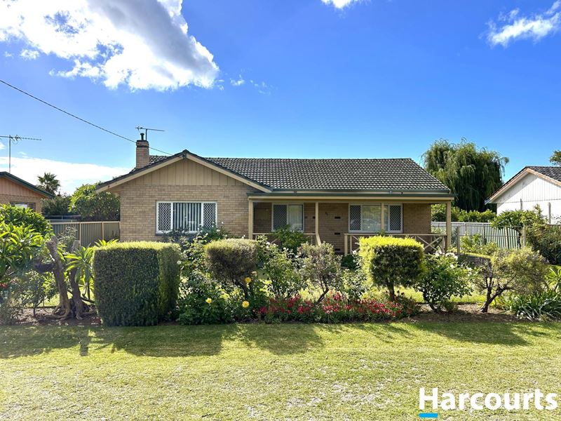 25 Simon Street, West Busselton