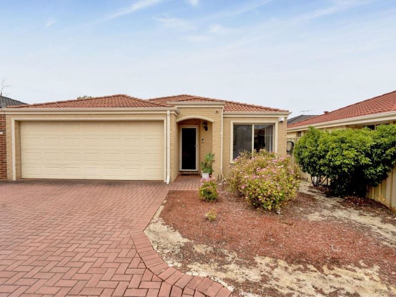 4/81 Ivanhoe Street, Morley WA 6062