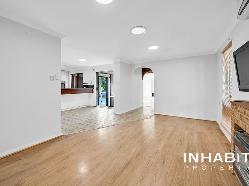 384 Erindale Road, Warwick WA 6024