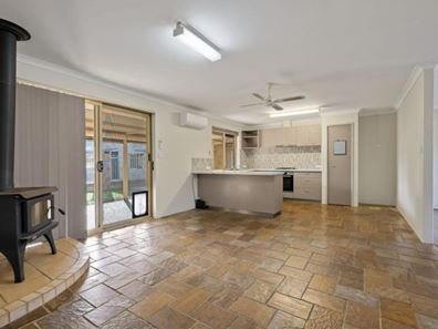 4 Fradelos Place, Usher WA 6230