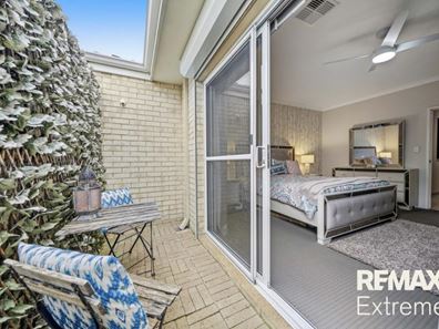71 Splendens Avenue, Banksia Grove WA 6031
