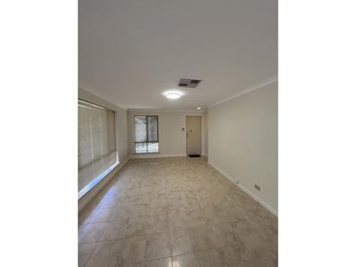Unit 2/2 Vaughan St, Dianella WA 6059