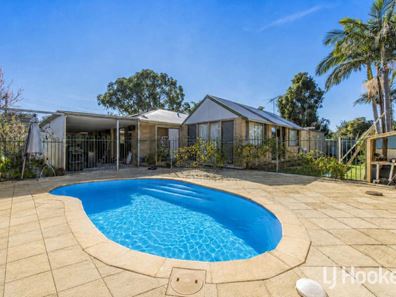 4 Correas Street, North Yunderup WA 6208