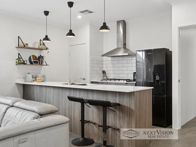 86 Turquoise Blvd, Treeby WA 6164