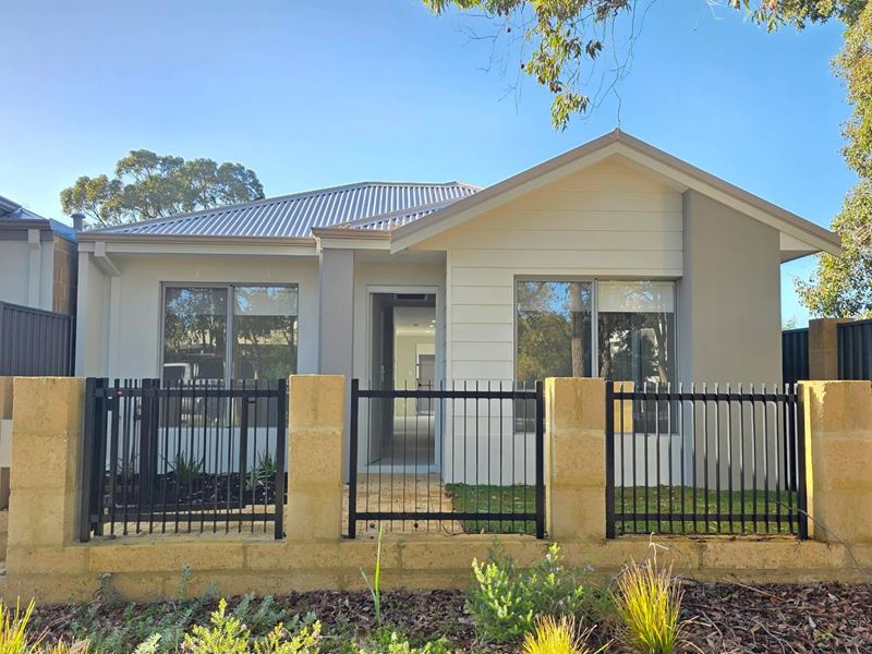 20 Claise Lane, Coodanup WA 6210