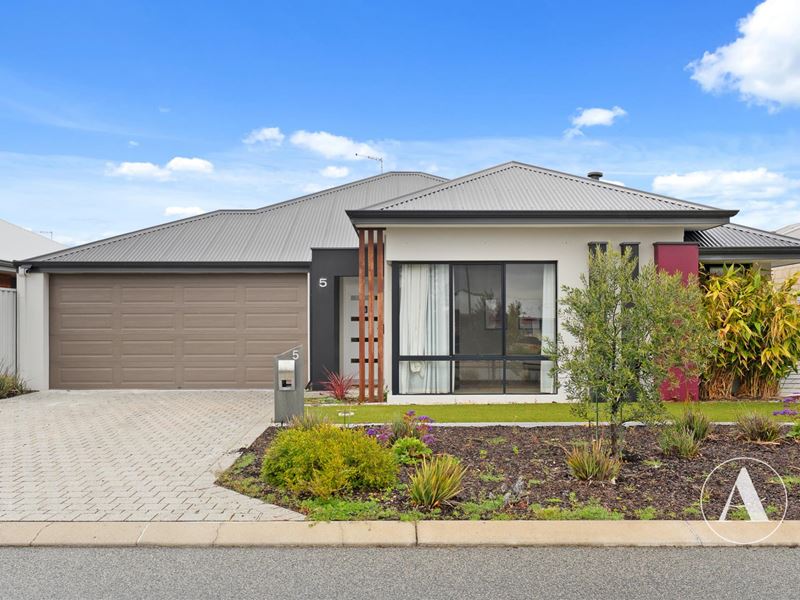 5 Calvera Gardens, Piara Waters WA 6112