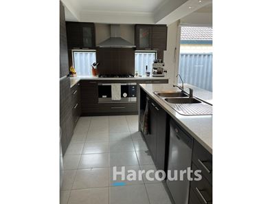 11 Swift Close, Broadwater WA 6280