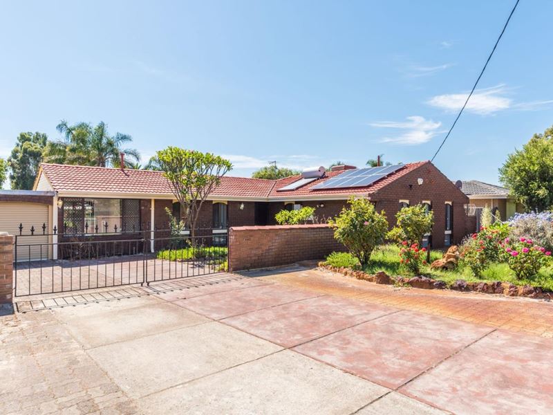 60 Lyrebird Way, Thornlie WA 6108