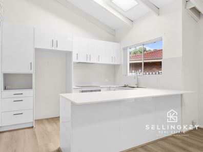 57 PARKSIDE DRIVE, Thornlie WA 6108