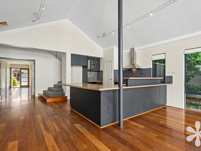 19 Gentilli Way, Salter Point WA 6152