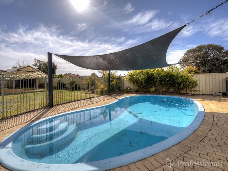 49 Woodleigh Gardens, Ballajura WA 6066