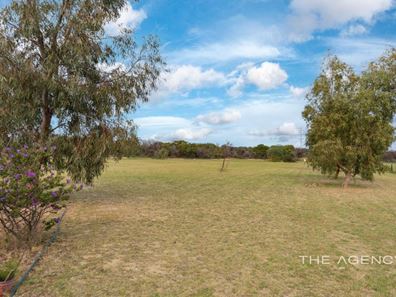 5 Superior View, Moresby WA 6530