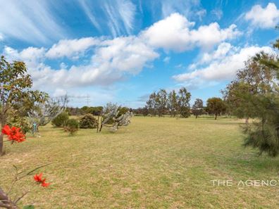 5 Superior View, Moresby WA 6530