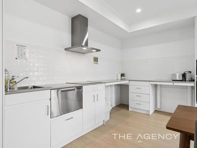 5B Lowther Terrace, Nollamara WA 6061