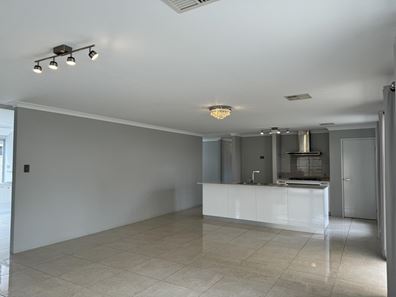 3 Fairy Way, Dudley Park WA 6210