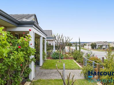 31 Greenslade Crescent, Ellenbrook WA 6069