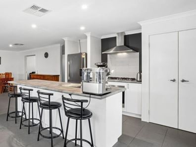 34 DAINTREE STREET, Baldivis WA 6171