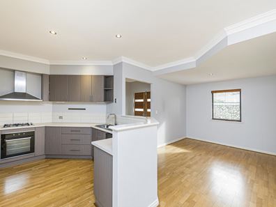 60 Cornell Parade, Joondalup WA 6027
