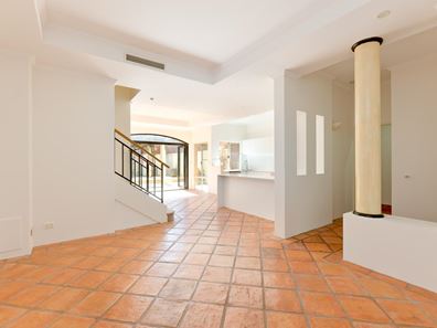 24 Broome Street, Highgate WA 6003