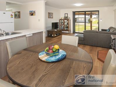 18 Antibes Way, Yalyalup WA 6280
