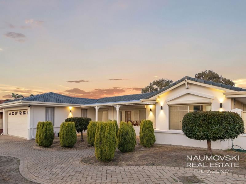 6 Jefferson Drive, Marangaroo WA 6064