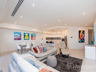 9/3 Veneto Lane, Mandurah WA 6210