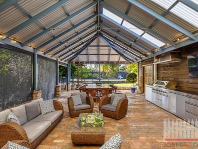 54 Broadway, Bassendean WA 6054