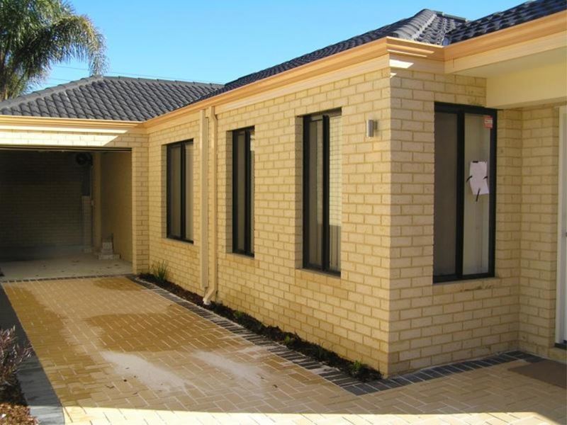 3/5 Elstead Way, Balga WA 6061