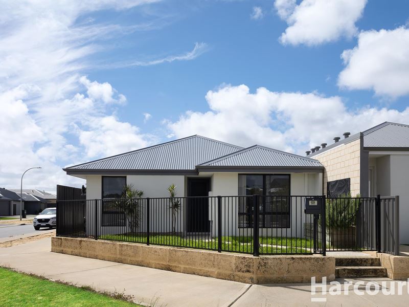 101 Dragonfly Boulevard, Lakelands WA 6180