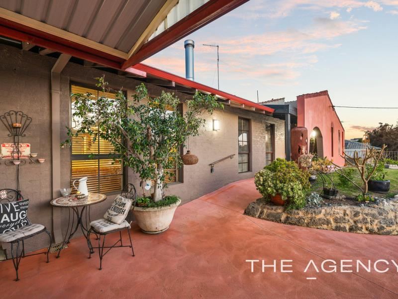 16 Bates Way, Warnbro WA 6169