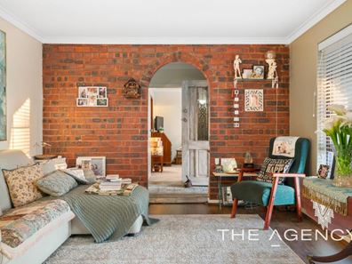16 Bates Way, Warnbro WA 6169