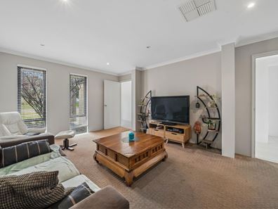 14 Rubery Way, Byford WA 6122