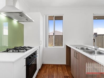 22 Redmires Road, Aveley WA 6069