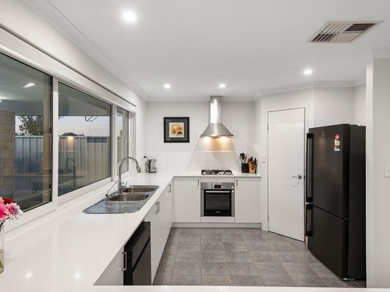 378 Odin Drive, Stirling WA 6021