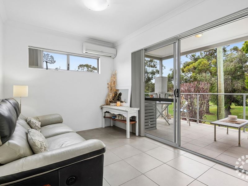 5/3 Packham Road, Hamilton Hill WA 6163
