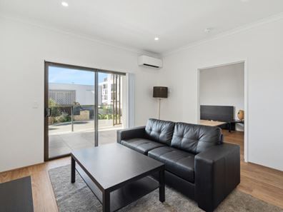 12/1 Parney Close, North Coogee WA 6163