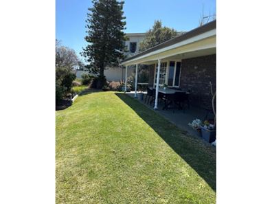 122 West Coast Dr, Sorrento WA 6020