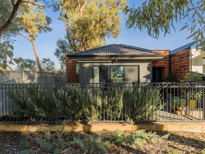 54 Somerford Promenade, Wellard WA 6170
