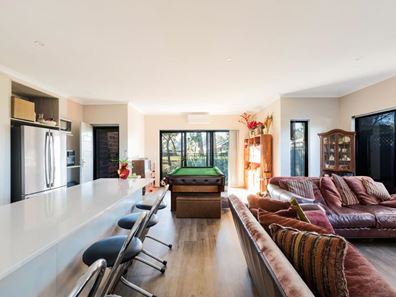 54 Somerford Promenade, Wellard WA 6170