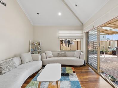 13/105 Bickley Road, Beckenham WA 6107