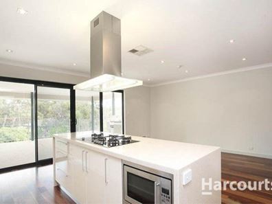7 Armytage Way, Hillarys WA 6025