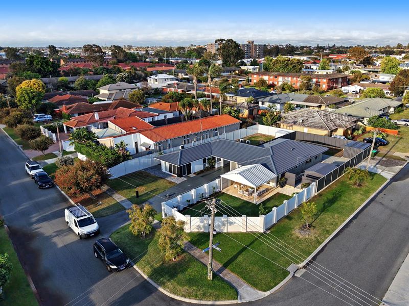8 Ellerby Street, Glendalough WA 6016